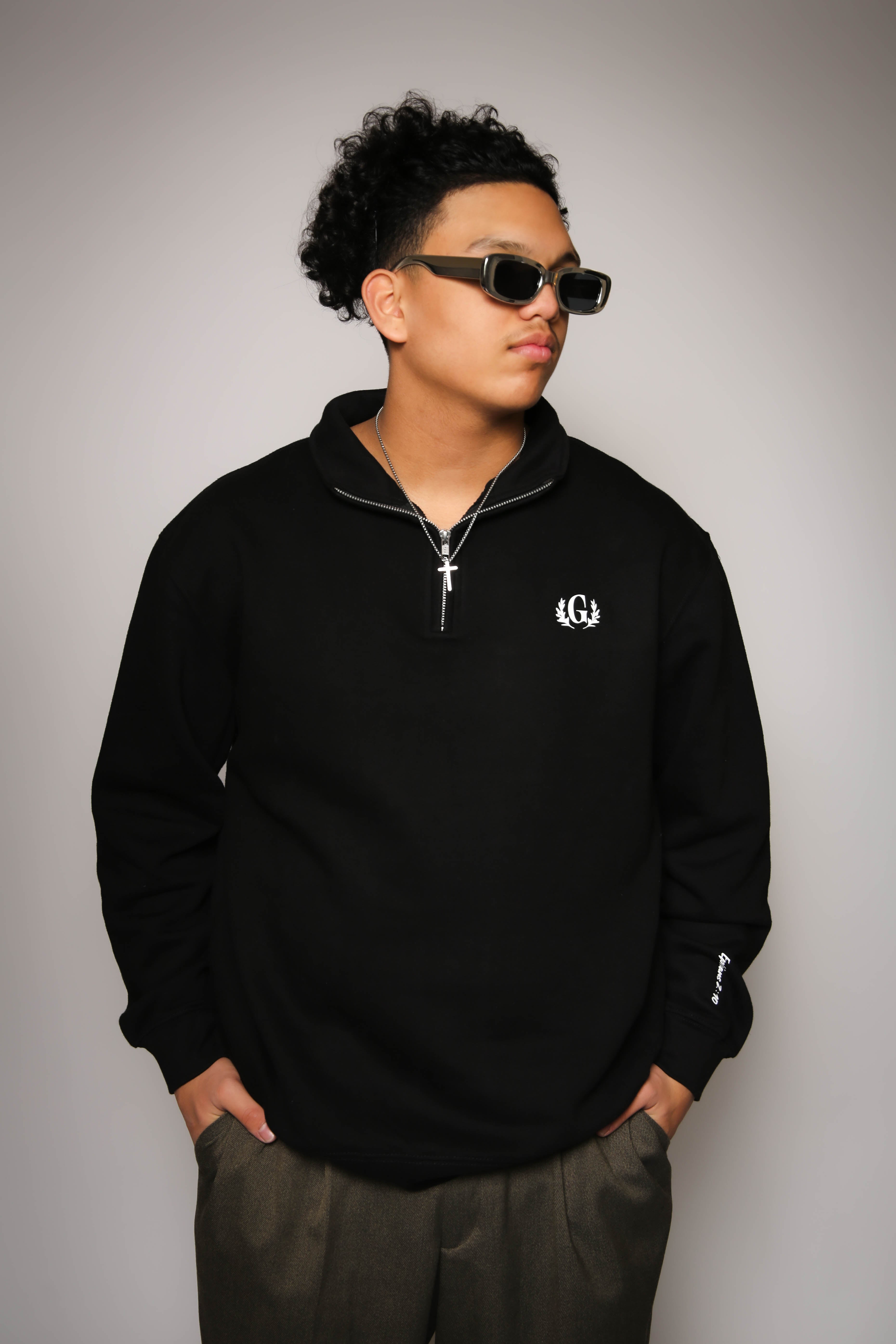 Workmanship Quarter Zip Sweatshirt